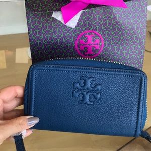 Tory Burch royal blue zipup wallet